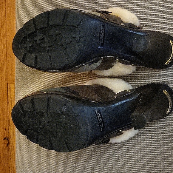 Shoes - Picture 5 of 5